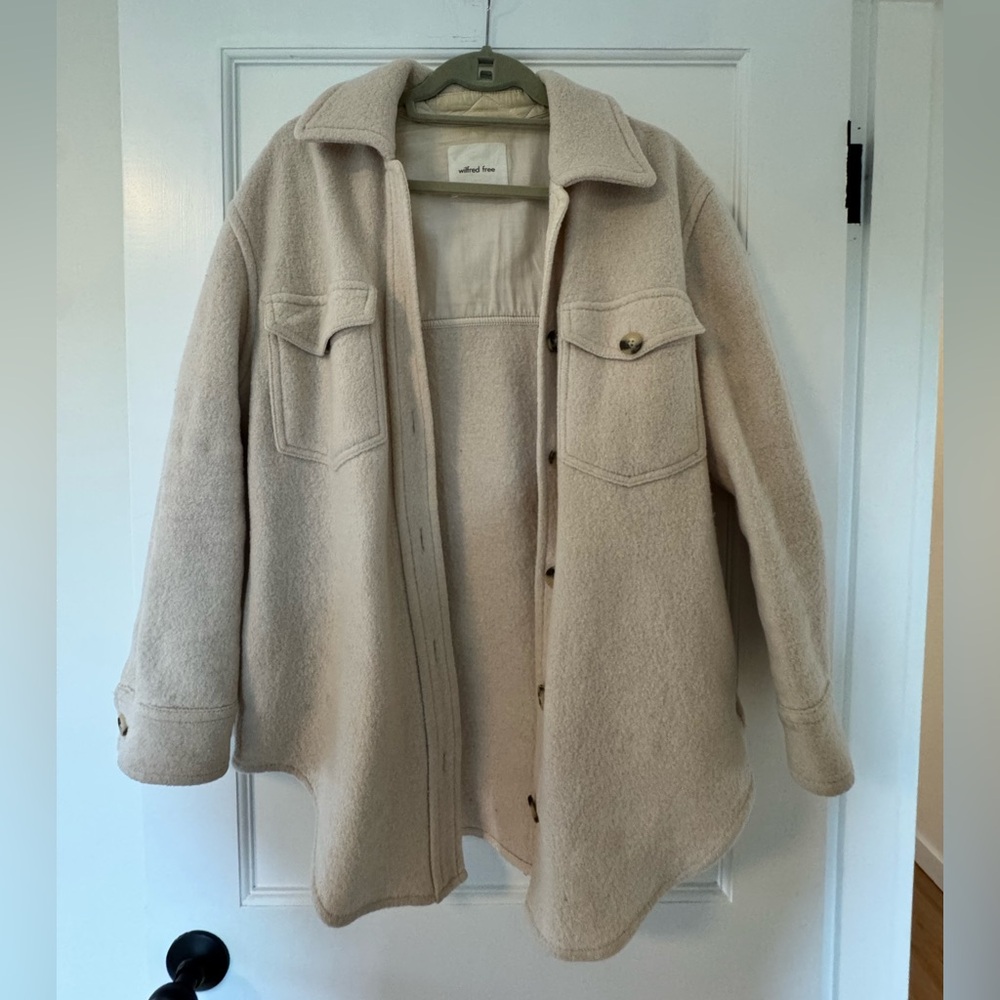 Wilfred Free Light Beige Shacket with Subtle Olive Trim